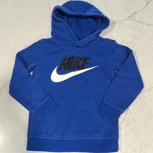 Nike Hooded Sweatshirt (5-6)